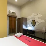 Reddoorz Plus Near Mall Slipi Jaya