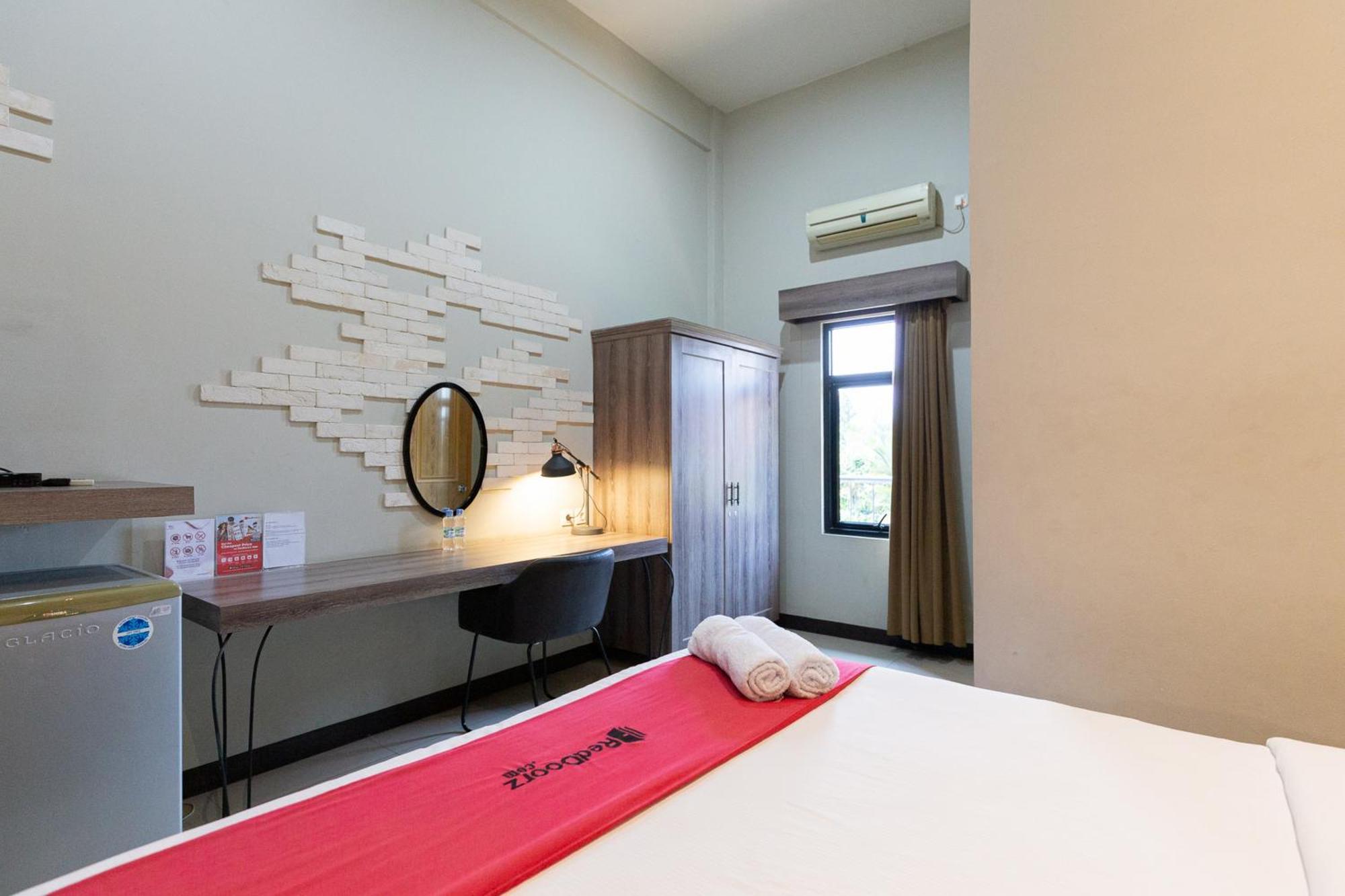 Reddoorz Near Mall Slipi Jaya Rumah tetamu Jakarta