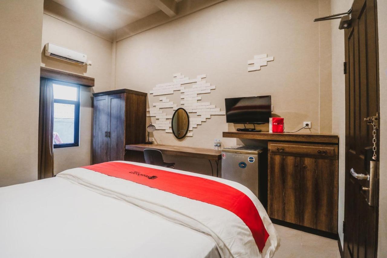 Reddoorz Near Mall Slipi Jaya Rumah tetamu 3*